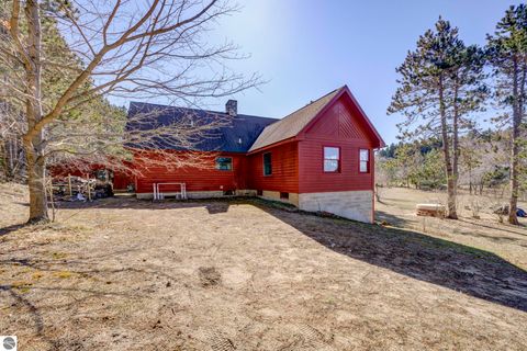 Tiny photo for 7556 Kingsley Road, Kingsley, MI 49649 (MLS # 1943902)