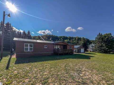 Tiny photo for 3749 N 29 1/4 Road, Mesick, MI 49668 (MLS # 1949541)