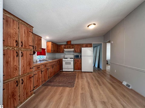 Tiny photo for 3749 N 29 1/4 Road, Mesick, MI 49668 (MLS # 1949541)
