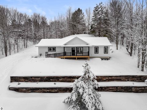 Tiny photo for 4144 S Sugar Loaf Mountain Road, Cedar, MI 49621 (MLS # 1942589)