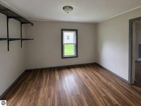Tiny photo for 125 N Chippewa ST, Shepherd, MI 48883 (MLS # 1945690)