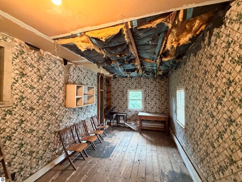 Tiny photo for 1117 Michigan Avenue, Alma, MI 48801 (MLS # 1949072)