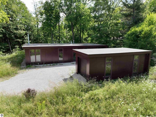 626 N THUNDER RD, NORTHPORT, MI 49670 - Image 6aecb07dfc73a2b1216da44aeb3f66d4/1689039902