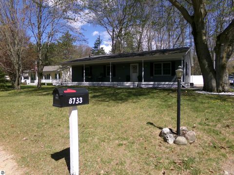 Tiny photo for 8733 Arbutus, Farwell, MI 48622 (MLS # 1944990)
