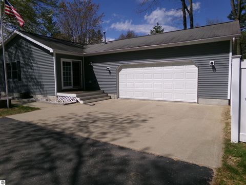 Tiny photo for 8733 Arbutus, Farwell, MI 48622 (MLS # 1944990)
