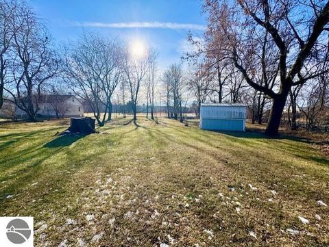 Tiny photo for 421 Brown Street, St Louis, MI 48880 (MLS # 1941534)