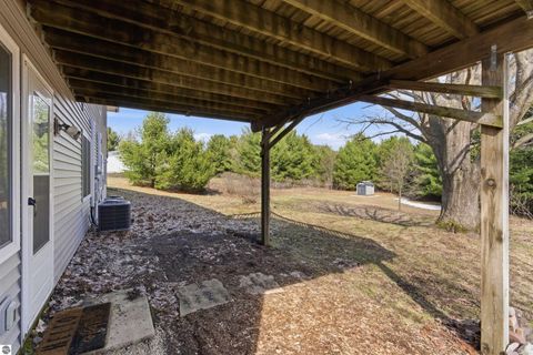 Tiny photo for 43984400 W Manhattan, Traverse City, MI 49685 (MLS # 1943936)