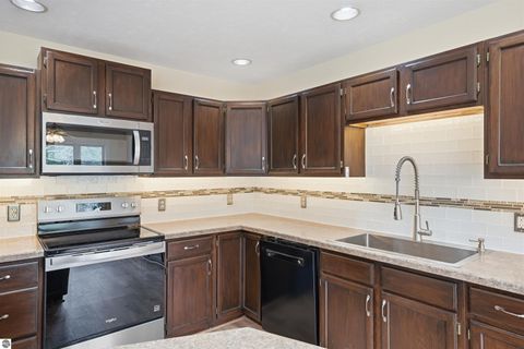 Tiny photo for 43984400 W Manhattan, Traverse City, MI 49685 (MLS # 1943936)