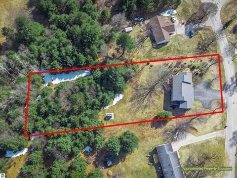 Tiny photo for 43984400 W Manhattan, Traverse City, MI 49685 (MLS # 1943936)