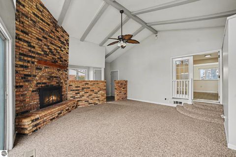 Tiny photo for 303 Orchard Avenue, Clare, MI 48617 (MLS # 1941695)