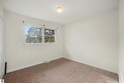 Tiny photo for 303 Orchard Avenue, Clare, MI 48617 (MLS # 1941695)