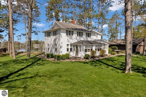 Photo of 5033 Bliss Lane, Hale, MI 48739 (MLS # 1945267)