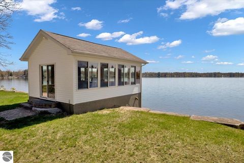 Tiny photo for 5033 Bliss Lane, Hale, MI 48739 (MLS # 1945267)