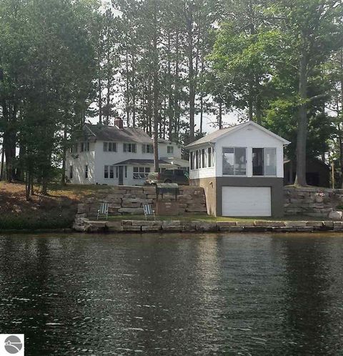 Tiny photo for 5033 Bliss Lane, Hale, MI 48739 (MLS # 1945267)