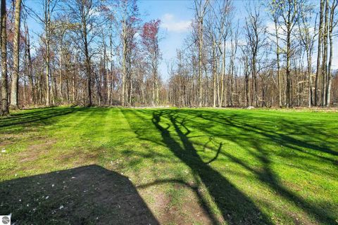 Tiny photo for 4537 N Caris Road, Edmore, MI 48829 (MLS # 1944226)