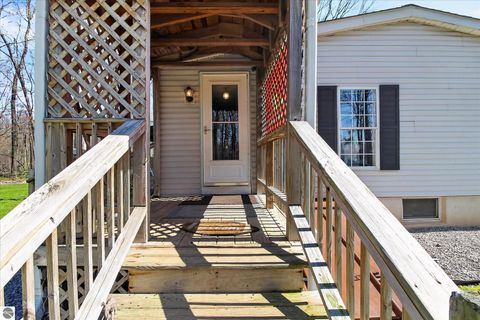 Tiny photo for 4537 N Caris Road, Edmore, MI 48829 (MLS # 1944226)