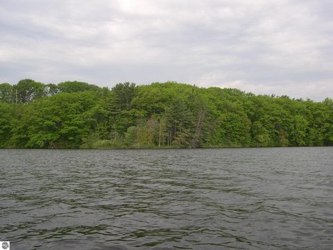 Tiny photo for 1565 Edgewater Ridge, Traverse City, MI 49684 (MLS # 1943810)