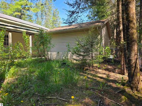 Tiny photo for 12506 E Shore Drive, Millersburg, MI 49759 (MLS # 1942311)