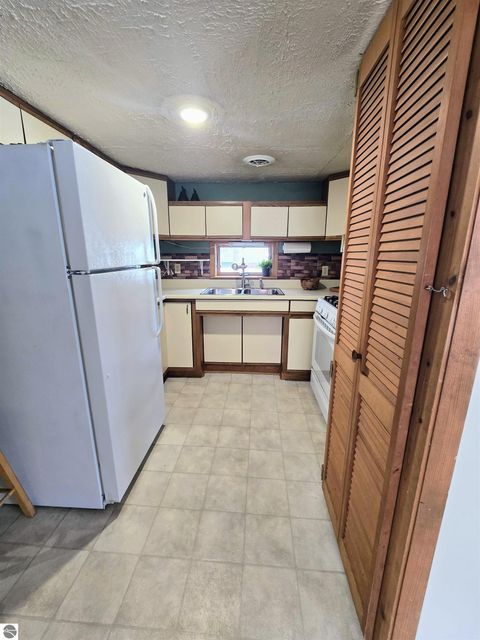 Tiny photo for 327 S Gladwin Street, Lake City, MI 49651 (MLS # 1943158)