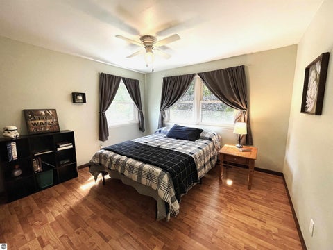 Tiny photo for 3000 Canterbury DR, Midland, MI 48642 (MLS # 1950322)