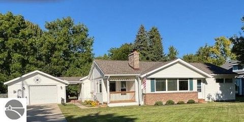 Photo of 214 5th Avenue, Tawas City, MI 48763 (MLS # 1944666)