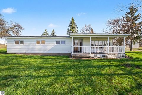 Tiny photo for 115 E River Road, Mt Pleasant, MI 48858 (MLS # 1944212)