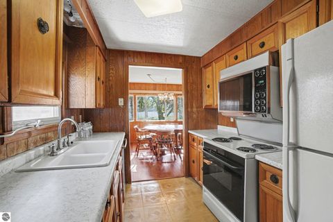 Tiny photo for 115 E River Road, Mt Pleasant, MI 48858 (MLS # 1944212)