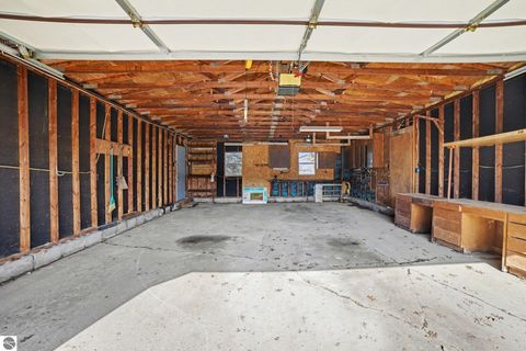 Tiny photo for 115 E River Road, Mt Pleasant, MI 48858 (MLS # 1944212)