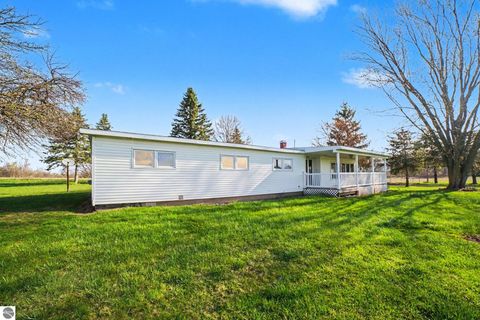 Tiny photo for 115 E River Road, Mt Pleasant, MI 48858 (MLS # 1944212)