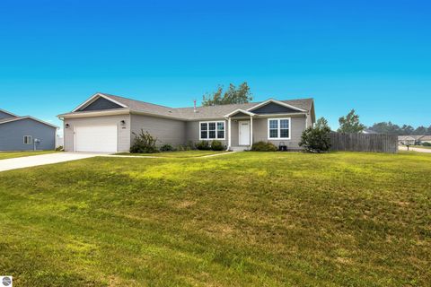 Tiny photo for 1995 Hansen Circle, Traverse City, MI 49685 (MLS # 1948216)