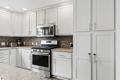 Tiny photo for 1995 Hansen Circle, Traverse City, MI 49685 (MLS # 1948216)