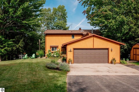 Tiny photo for 2593 Twin Bay Drive, Traverse City, MI 49696 (MLS # 1950121)