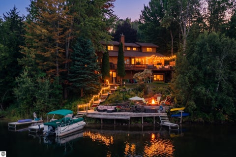 Photo of 2593 Twin Bay Drive, Traverse City, MI 49696 (MLS # 1950121)