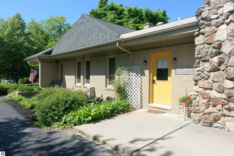 Tiny photo for 1006 Falkirk Road, Alma, MI 48801 (MLS # 1945959)