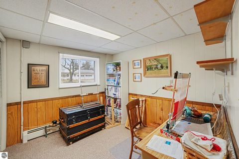 Tiny photo for 905 Iowa Street, Alma, MI 48801 (MLS # 1942910)