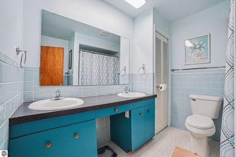 Tiny photo for 905 Iowa Street, Alma, MI 48801 (MLS # 1942910)