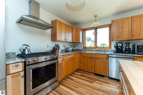 Tiny photo for 9355 W Blanchard Road, Blanchard, MI 49310 (MLS # 1951593)