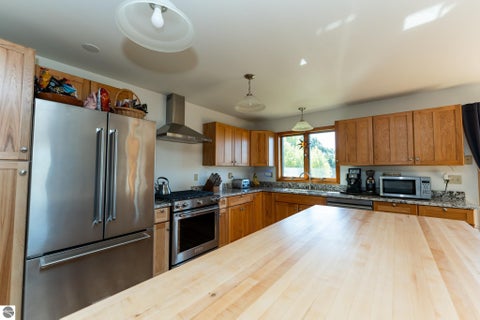 Tiny photo for 9355 W Blanchard Road, Blanchard, MI 49310 (MLS # 1951593)
