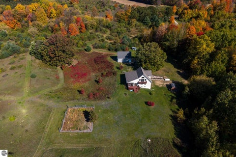 Tiny photo for 9355 W Blanchard Road, Blanchard, MI 49310 (MLS # 1951593)