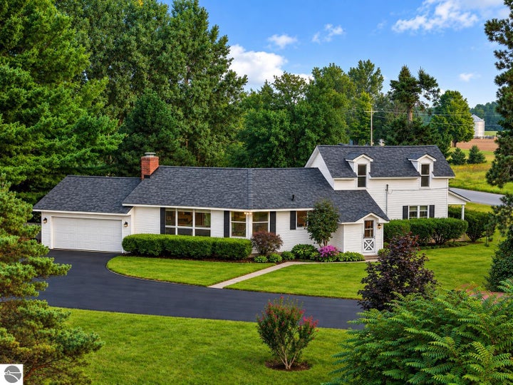 Photo 1 of 92 — 425 Garfield Road, S, Traverse City, MI 49686