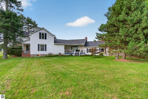 Tiny photo for 425 Garfield Road, S RD, Traverse City, MI 49686 (MLS # 1949519)