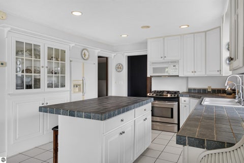 Tiny photo for 425 Garfield Road, S RD, Traverse City, MI 49686 (MLS # 1949519)
