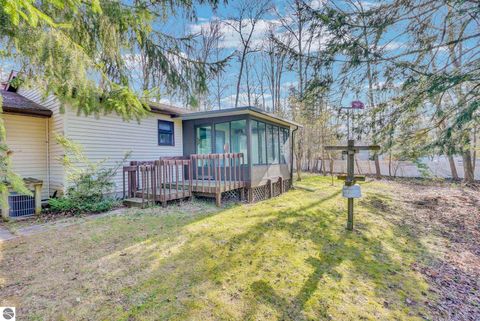 Tiny photo for 143 Arbutus Avenue, Cadillac, MI 49601 (MLS # 1944222)