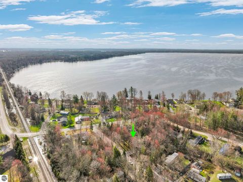 Tiny photo for 143 Arbutus Avenue, Cadillac, MI 49601 (MLS # 1944222)