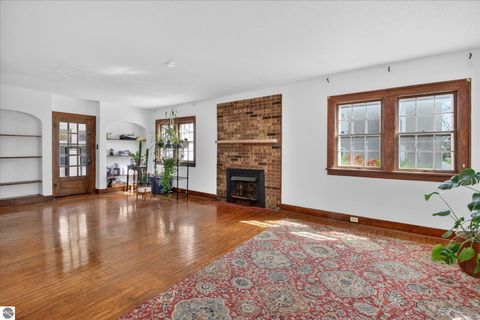 Tiny photo for 804 Woodworth Avenue, Alma, MI 48801 (MLS # 1943786)