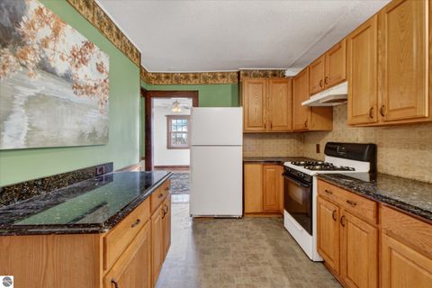 Tiny photo for 804 Woodworth Avenue, Alma, MI 48801 (MLS # 1943786)