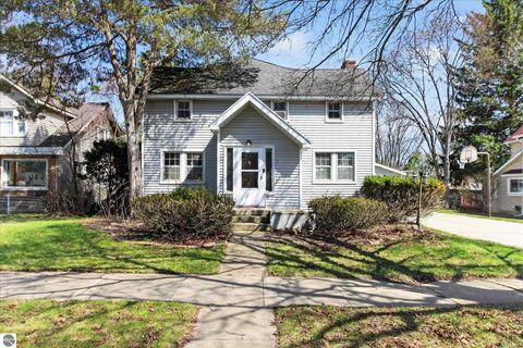 Tiny photo for 804 Woodworth Avenue, Alma, MI 48801 (MLS # 1943786)