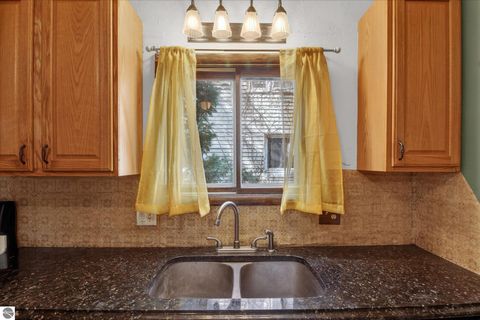 Tiny photo for 804 Woodworth Avenue, Alma, MI 48801 (MLS # 1943786)