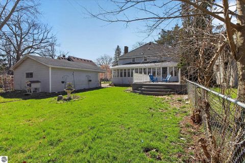 Tiny photo for 804 Woodworth Avenue, Alma, MI 48801 (MLS # 1943786)