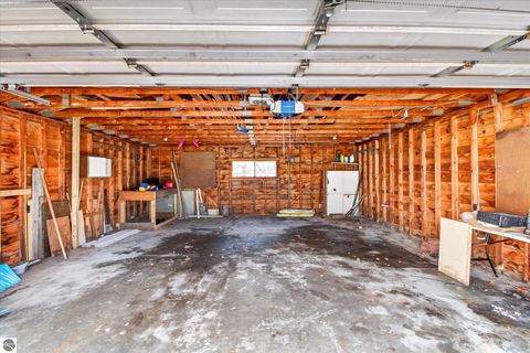 Tiny photo for 804 Woodworth Avenue, Alma, MI 48801 (MLS # 1943786)